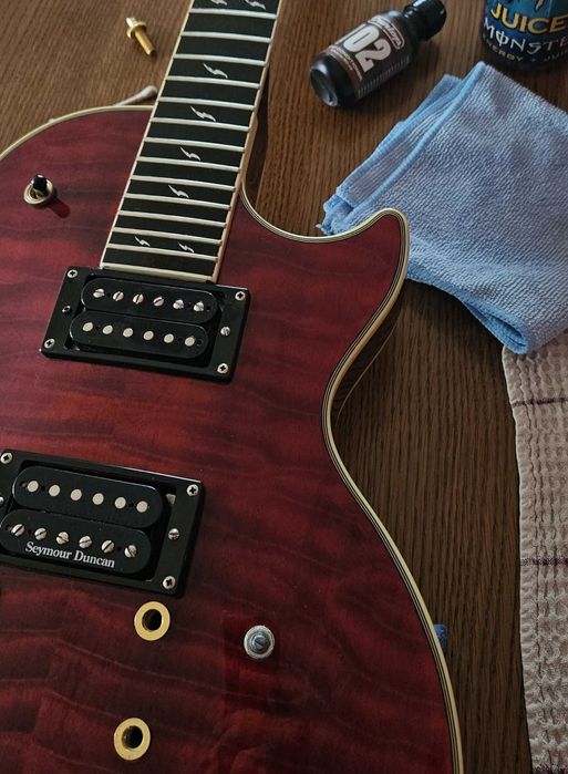 Twoja gitara może grać lepiej! Serwis, regulacja, doradztwo i inne!