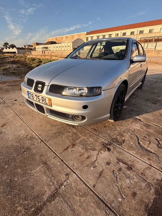 SEAT Leon 1.9 TDI 110 HP FR Kit