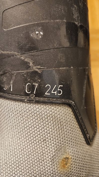 Buty narciarskie Fischer SOMA RC4 Competition 110, 24,5cm 245mm 39