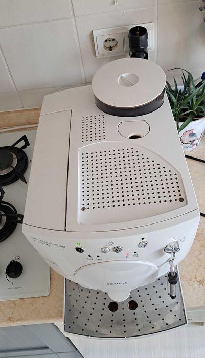 Máquina de Café Automática Siemens Surpresso Compact Pure White – Totalmente Funcional