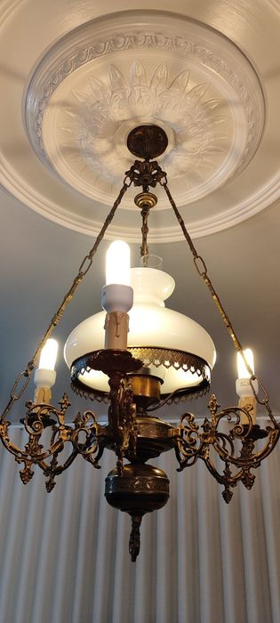 Candeeiros de sala,rústicos a fonsionae perfeitamente