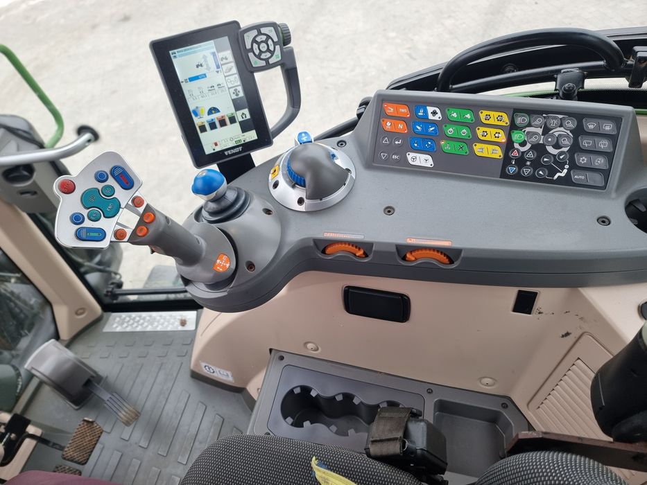 Rezerwacja Ciągnik rolniczy FENDT 310vario* 17r *tur*tms*5400h* klima