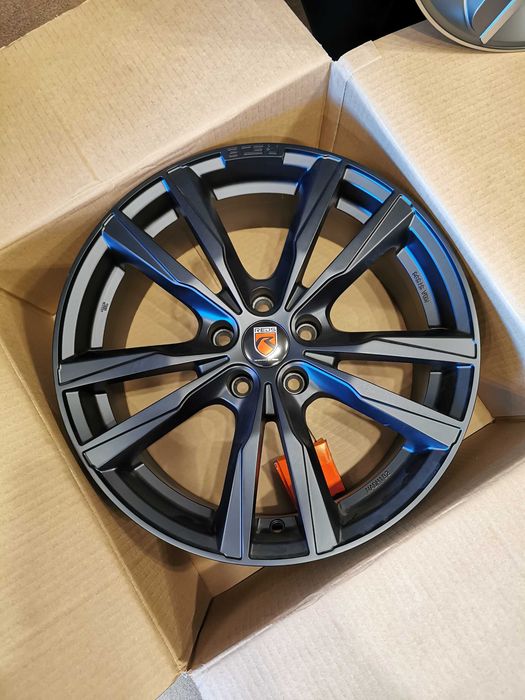 Легкосплавний диск MOMO K2 HD R18 8J 5x112 ET35 DIA79,6 Matt Black