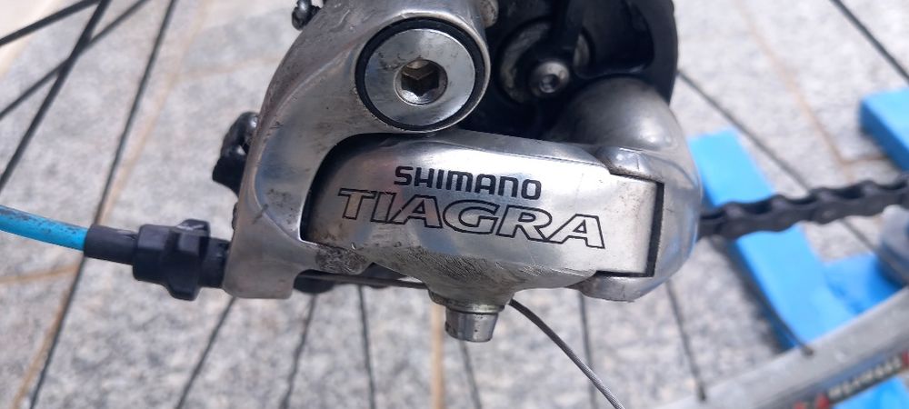 Bicicleta estrada BH