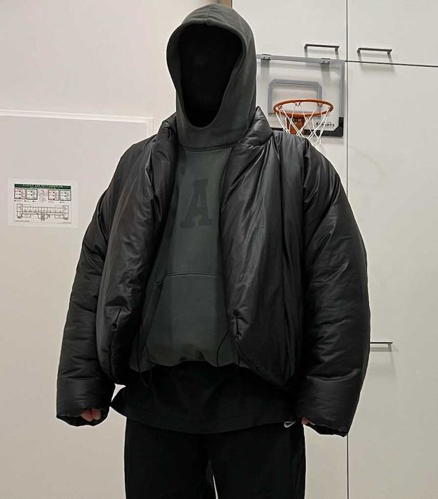 Куртка YEEZY x Gap Black Round Jacket чорна L: 7 000 грн