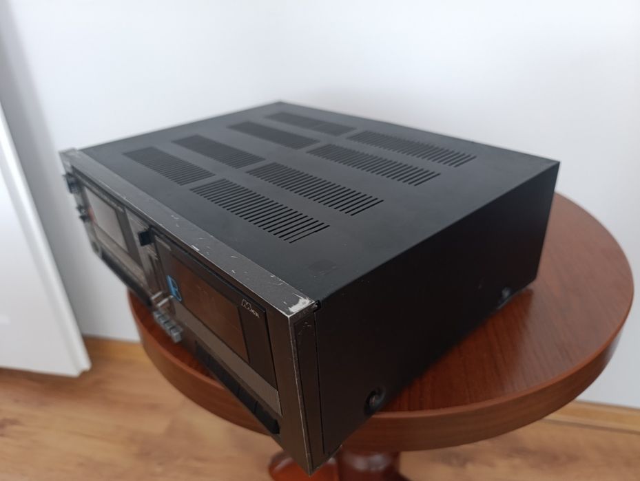 Magnetofon DIORA