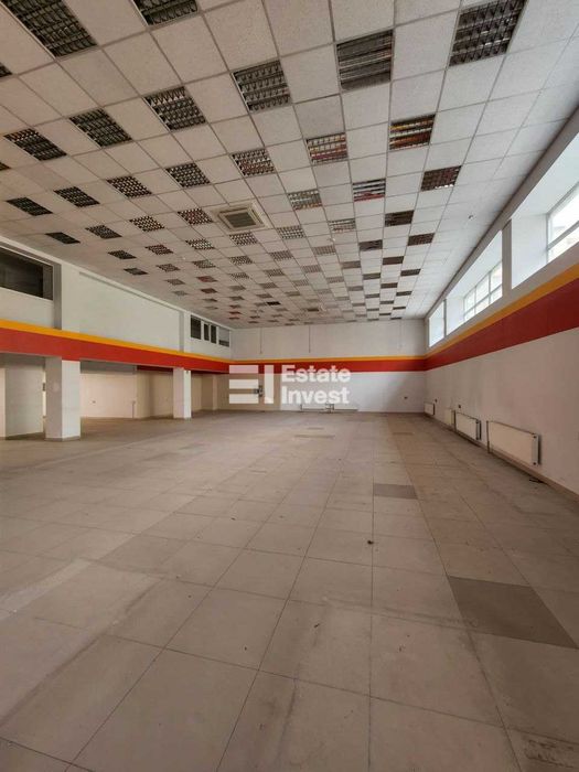 Сдам фасадное помещение возле ЮЖД, по адресу: ул. Полтавский шлях, 56.