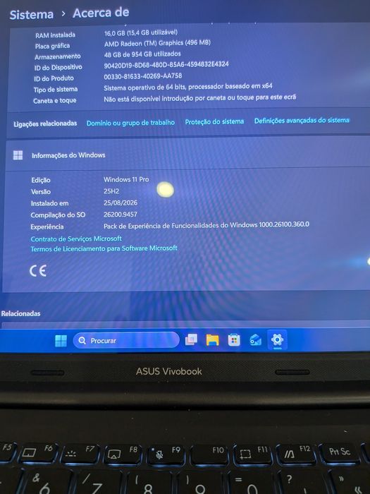 Portátil Asus VivoBook 15 OLED 15.6" M1505YA-R77BOHDPS2 Indie Black