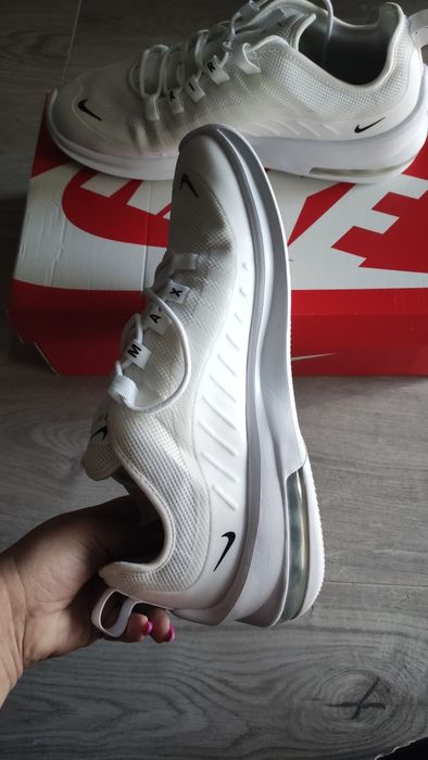 Nike Air Max Axis