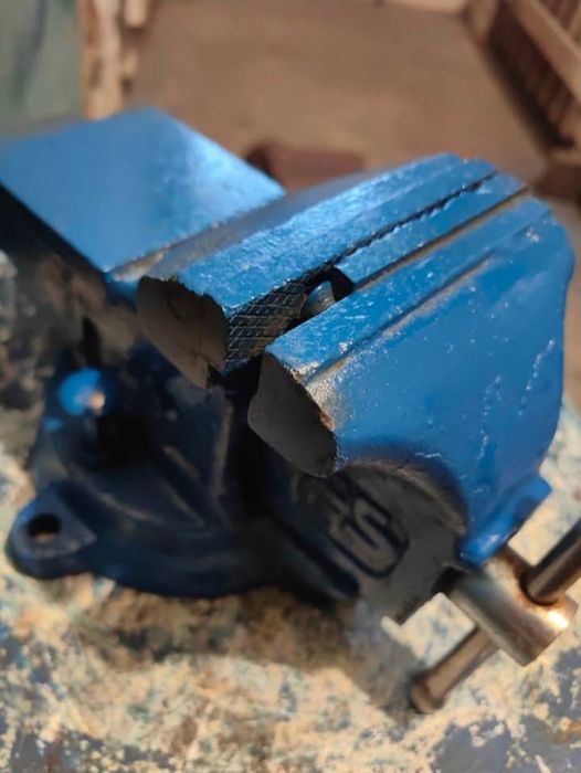 Тиски Слесарные поворотные