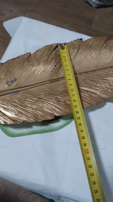 Золотое перо-ключница , Англия полистоун