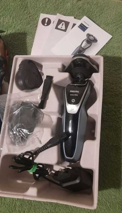 Golarka PHILIPS Series 5000, model 5530