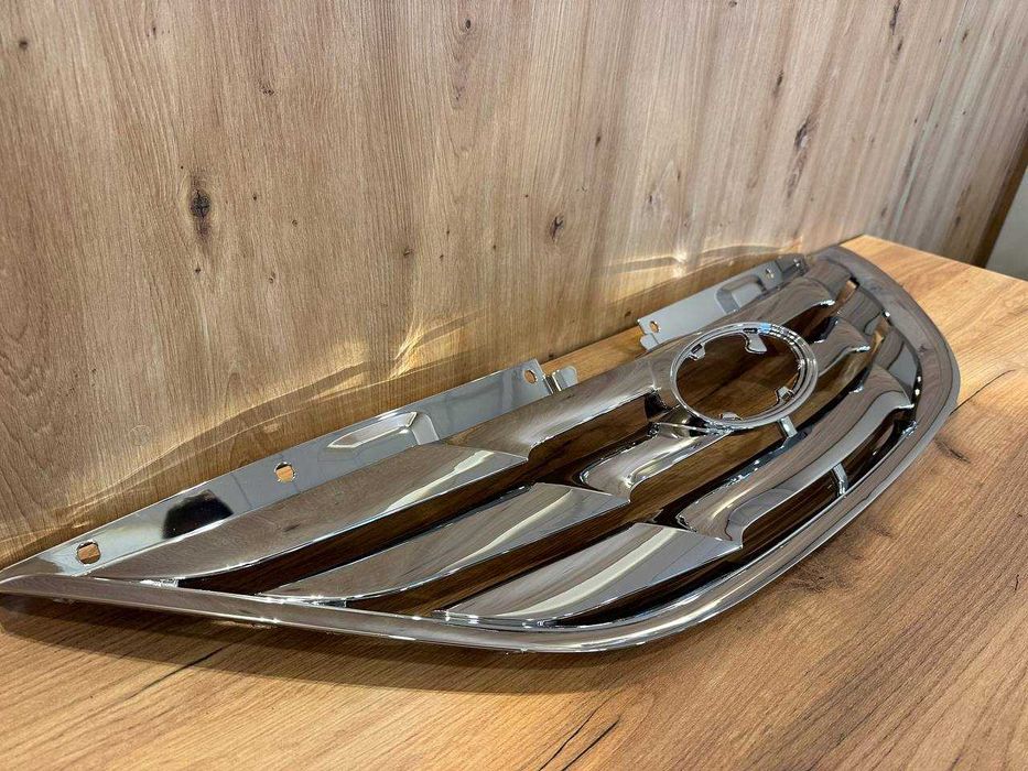 решетка радиатора Hyundai Sonata 2011 YF