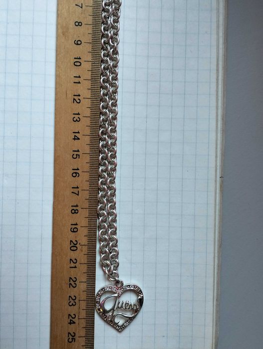 Срібні прикраси.