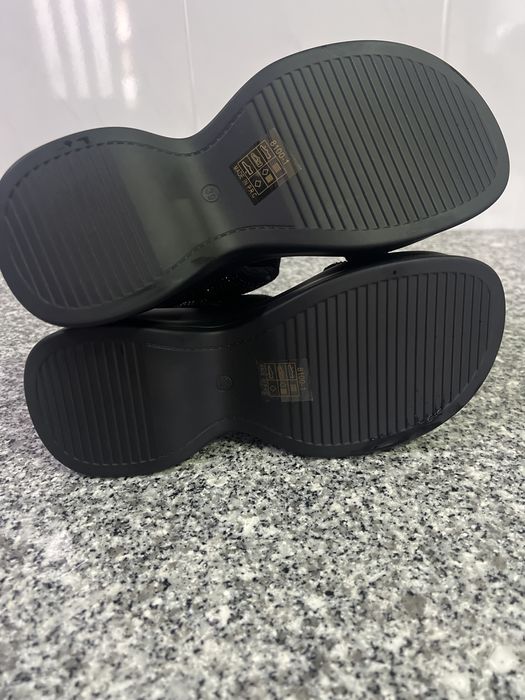 Sandalias verao pretas com brilhantes