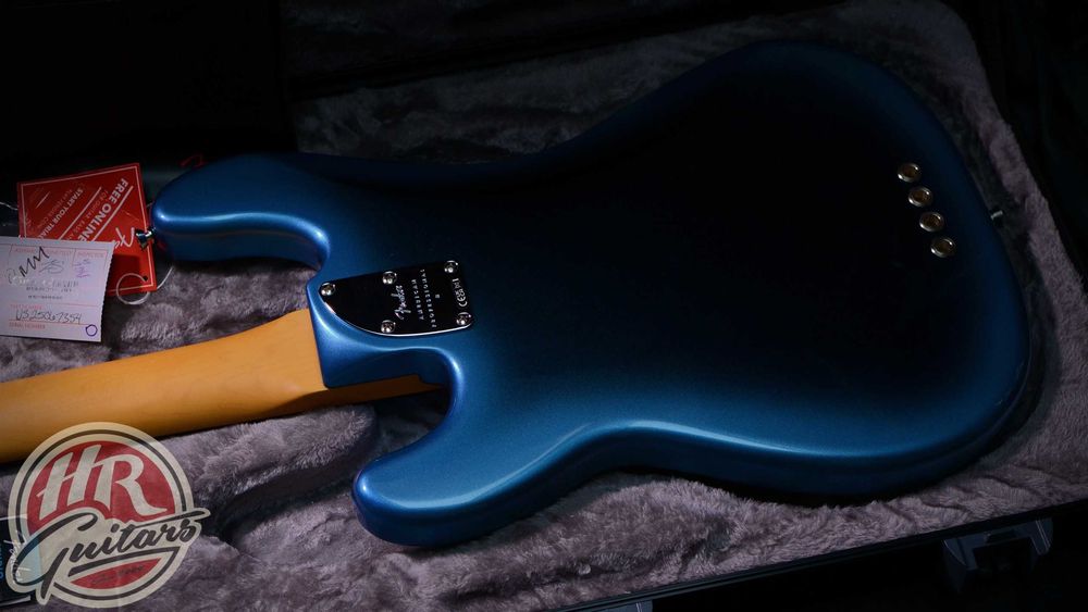 FENDER AMERICAN Professional II Precision Bass, Dark Night, USA