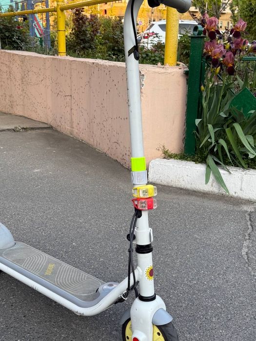 Дитячий електросамокат Segway Ninebot C10 – майже новий