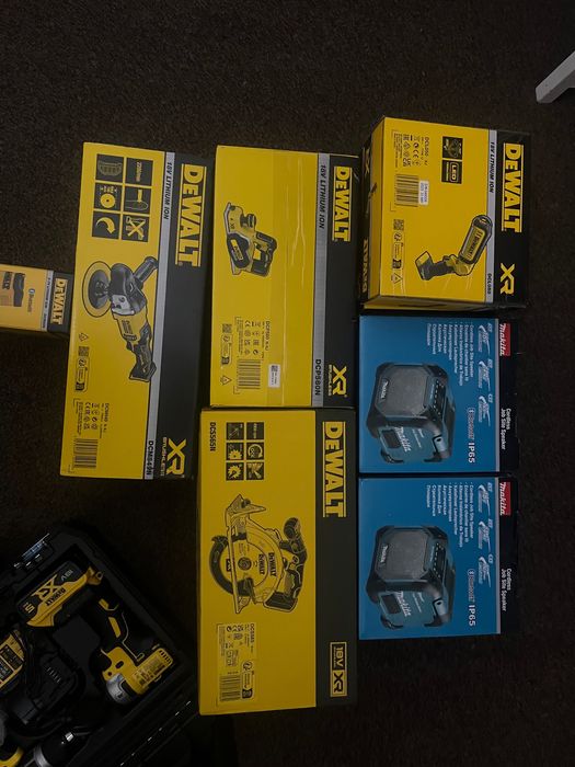 Продам інструмент dewalt девольт