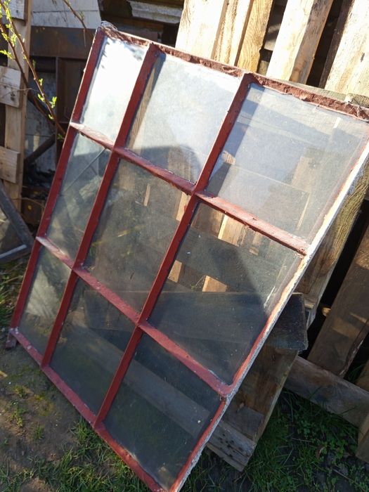 Okno żeliwne używane