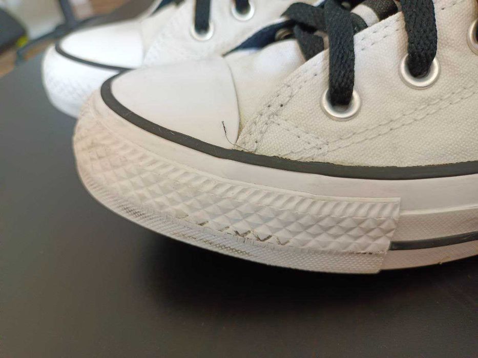 Trampki Converse All Star w bardzo dobrym stanie, wyprane.