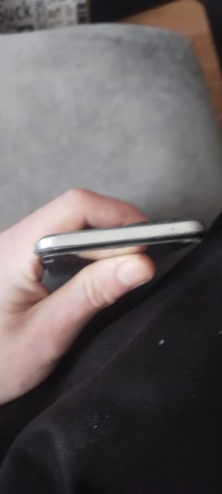 Używane realme c 8 opis