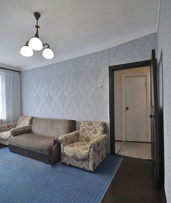 # Здам 2 кім.квартиру в Центрі