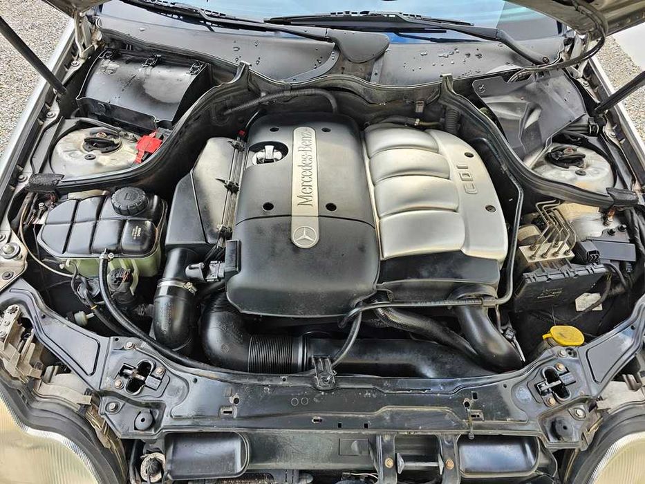 Mercedes C220Cdi Sw 143Cv Cx/Auto 06/2001