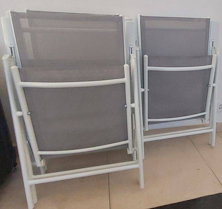 Conjunto 1 mesa e 6 cadeiras