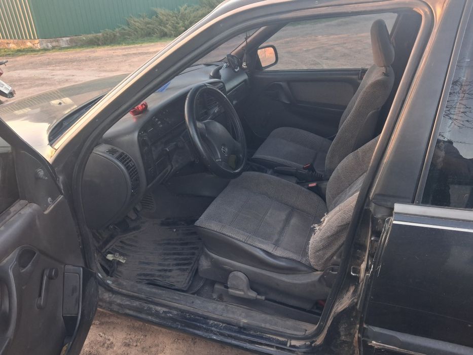 Продам Опель Омега