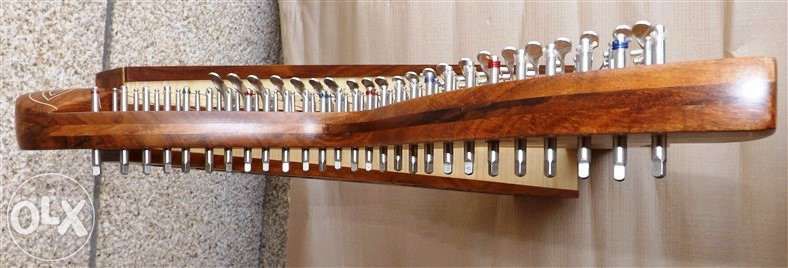 Harpa celta de 27 cordas e saco almofadado