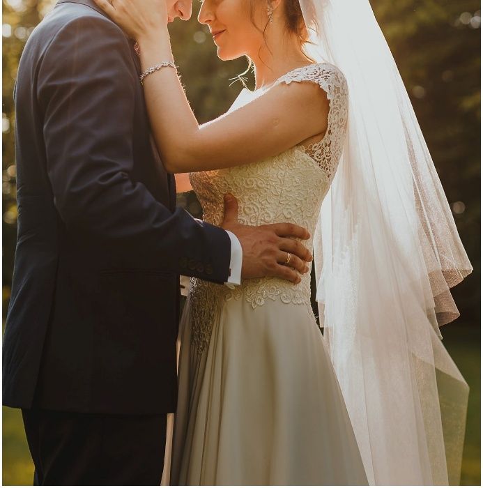 Suknia ślubna z salonu GRACJA w Krakowie