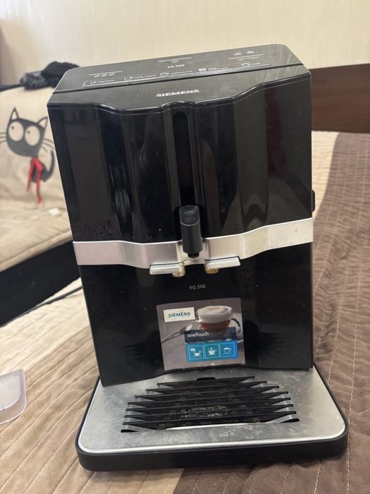 Кавомашина siemens eq300