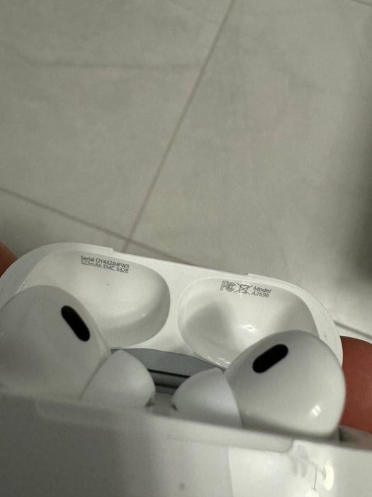 Apple AirPods 2 Pro