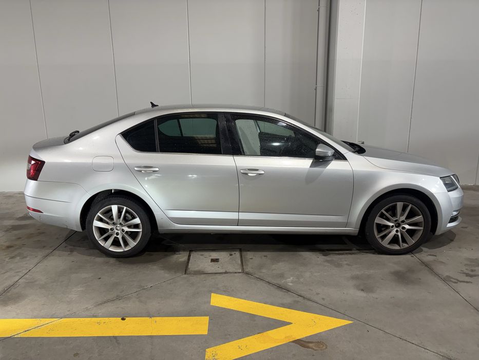 Skoda Octávia 2019 1.6TDI Sedan