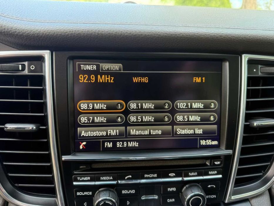 Porsche Panamera 4S      2015