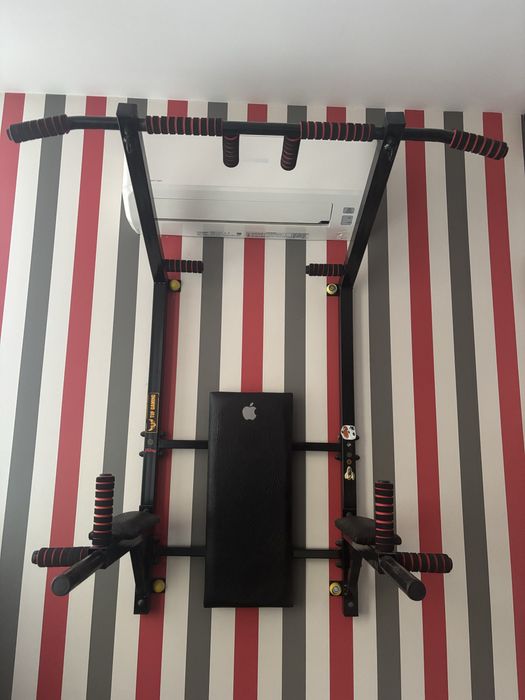 Комплекс настінний турнік бруси прес