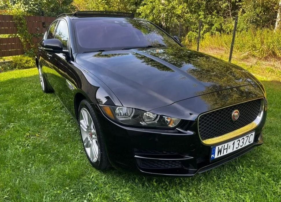 Jaguar XE Sprzedam lub zamienię Jaguar XE 25t Napęd na cztery koła AWD