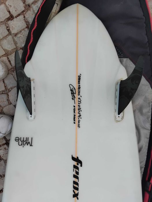 FEROX Twin Fin 6'3" – 40L + Futures Fins New and easy to surf