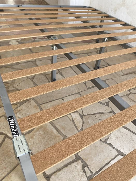 183x133 Cama casal structura. Base for bed