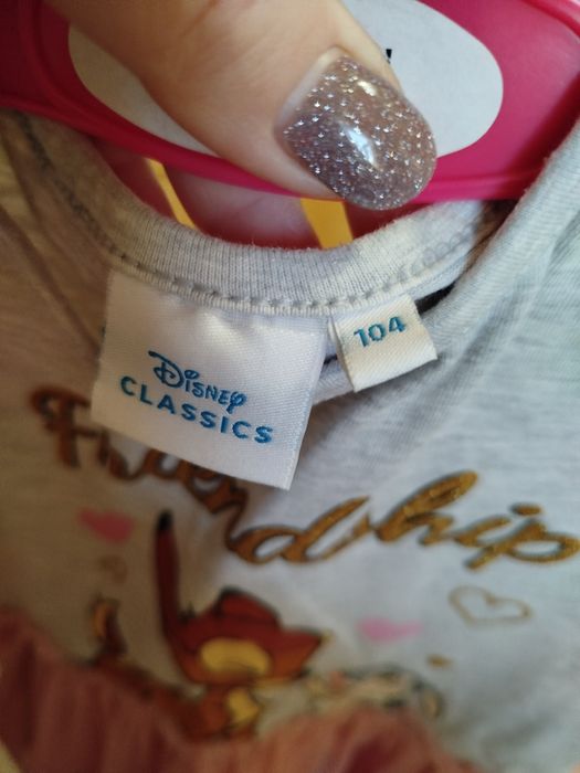 Сукня на дівчику 4 рочків.