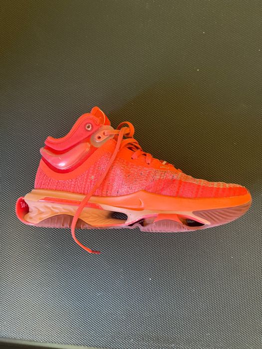 Nike air zoom G.T. JUMP 2