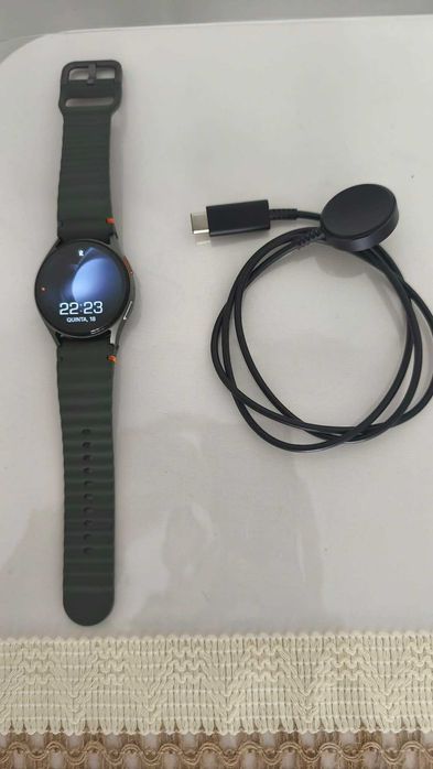 Samsung Galaxy Watch 7 40mm (SM-L300) Verde - Como Novo + Carregador