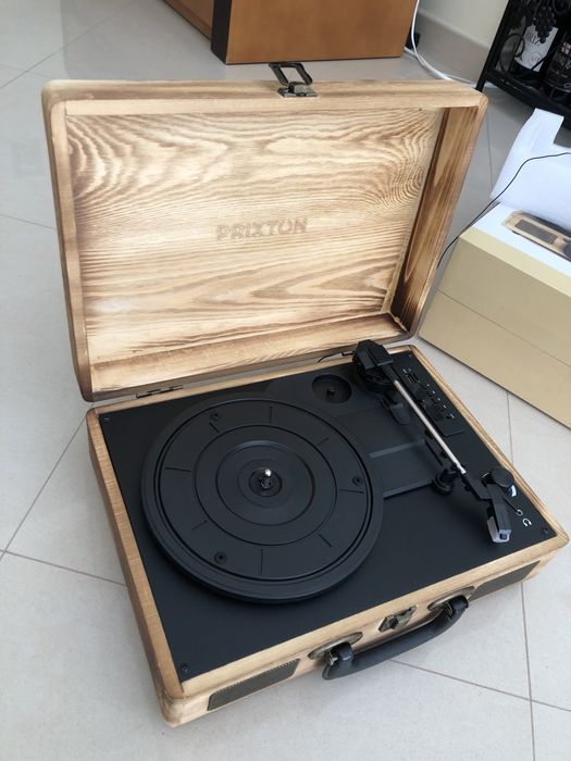 3-Speed Turntable with USB Recorder64751883736193120