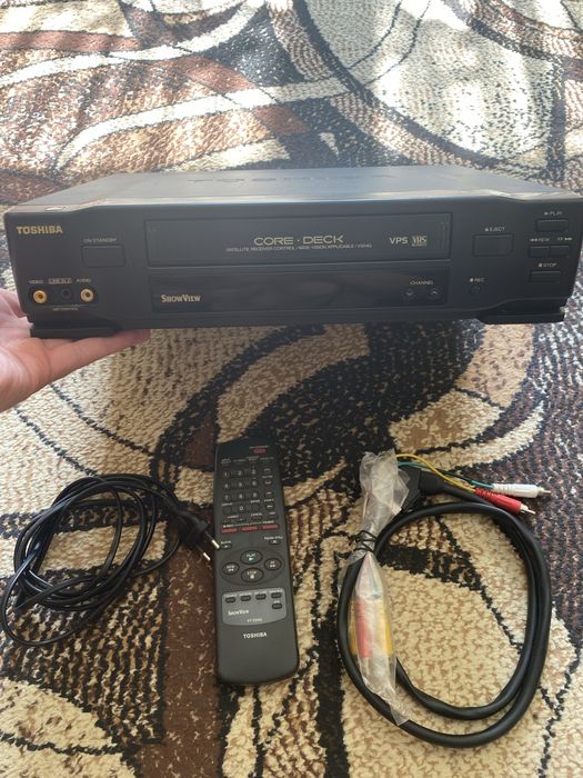 Відеомагнітофон Toshiba, видеомагнитофон, видик