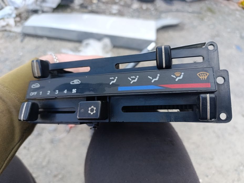 Блок управления печкой Hyundai H 100 H1 1997-2007г