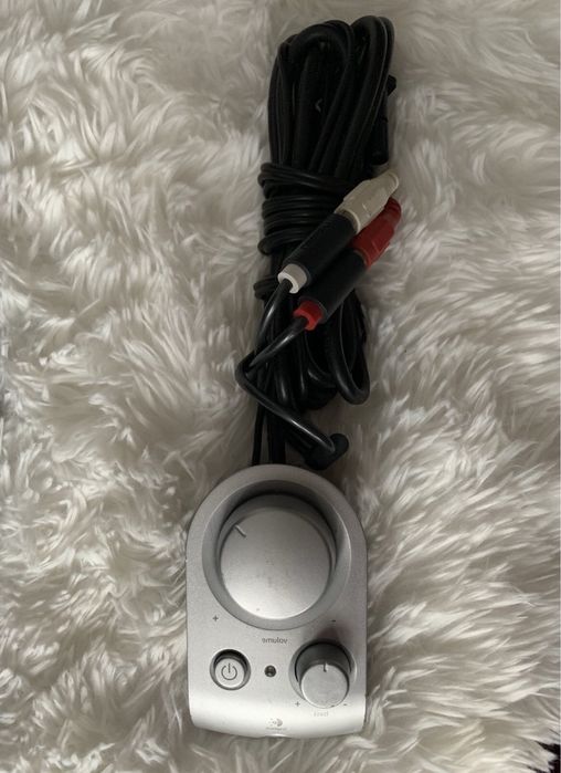 Тільки сам сабвуфер Logitech Z-2300