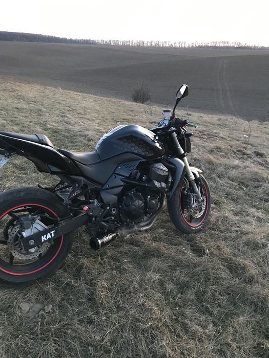 Продам Каву 750 RLine