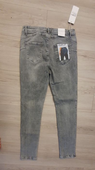 Szare rurki jeansy 42 xl