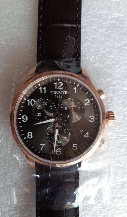 Relógio Tissot cronógrafo, quartzo, novo.