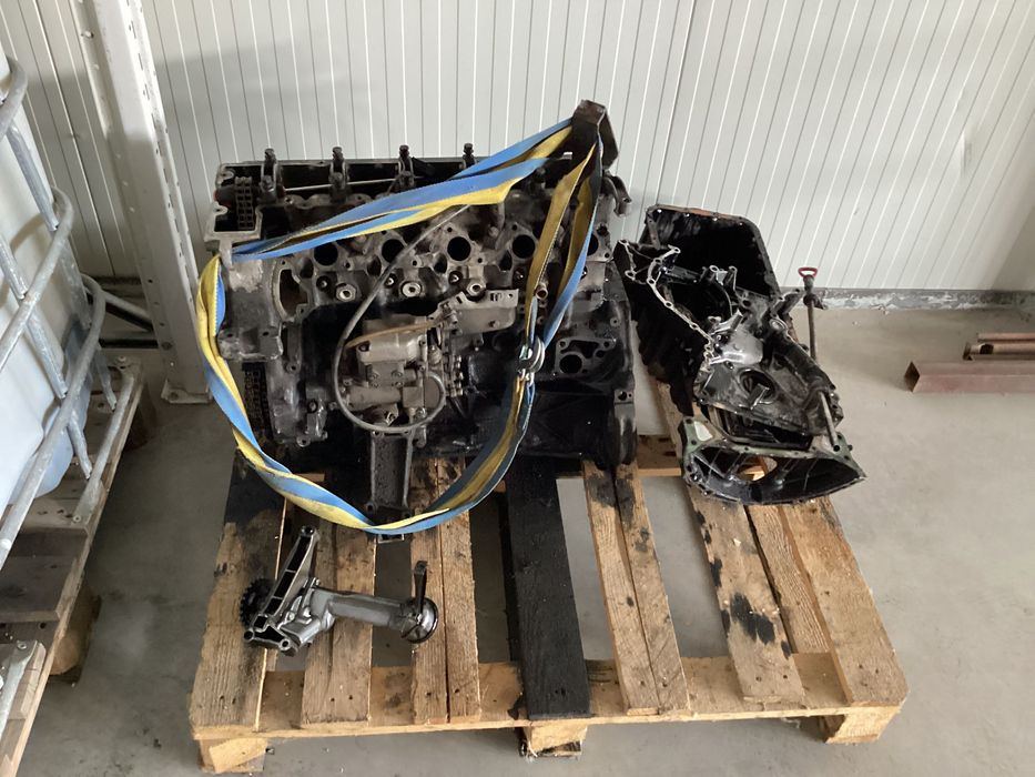 Двигун 2.9 тді до спрінтера 1995-2000